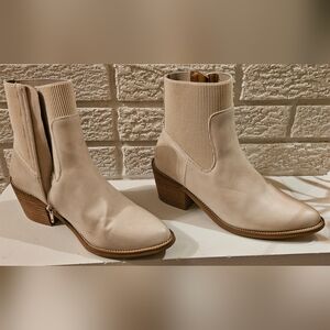 Dolce Vita ankle boots
